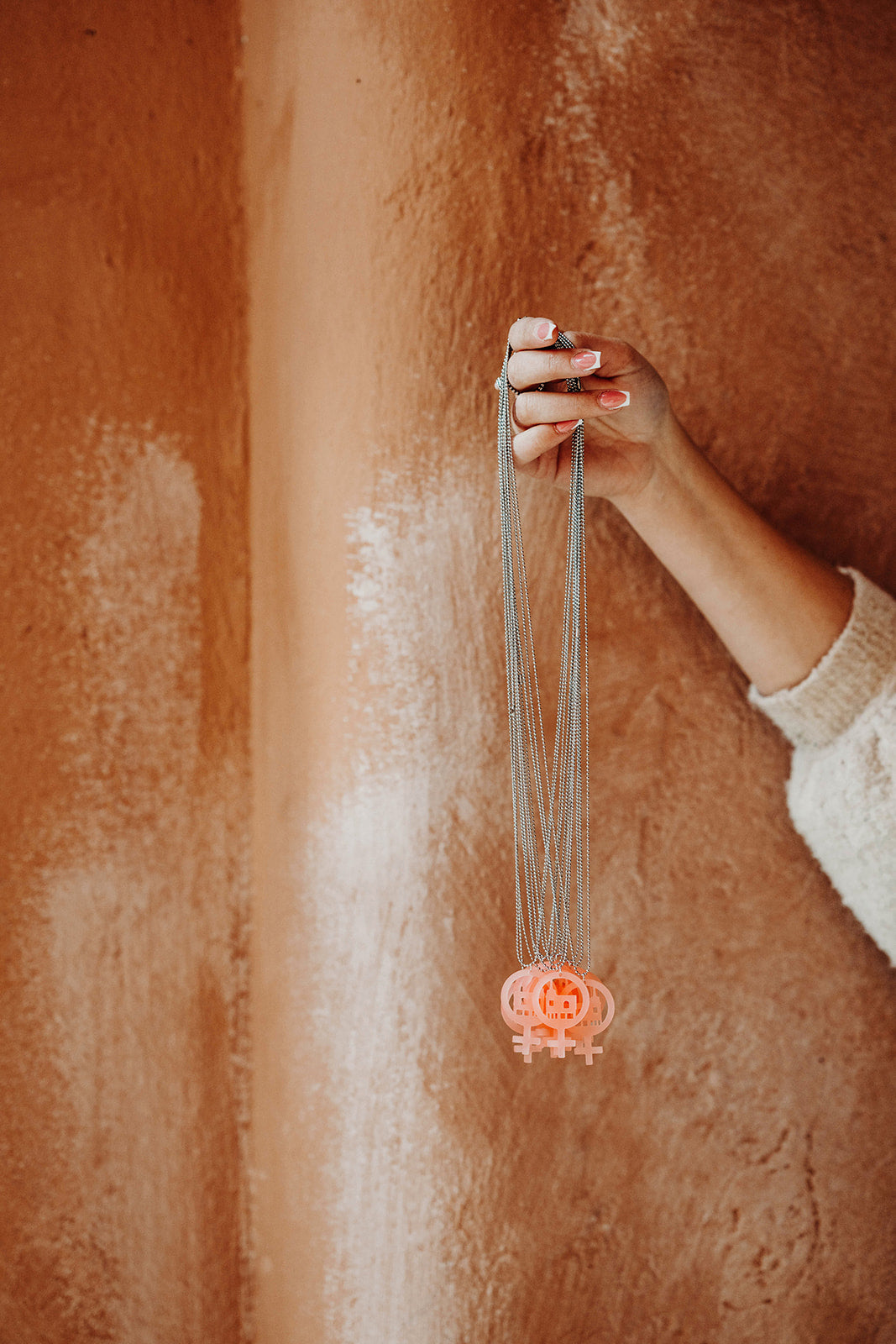 Halsband Kvinnohuset i Västerås