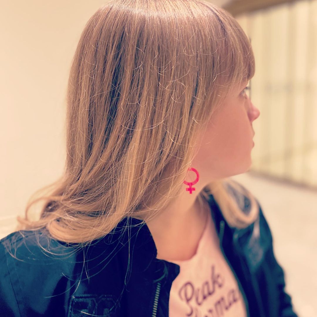 Pendientes Ella mini (símbolo de Venus)