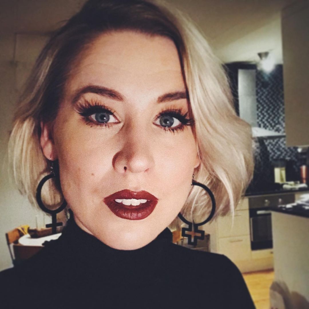 Pendientes contorno Hon (símbolo de Venus)