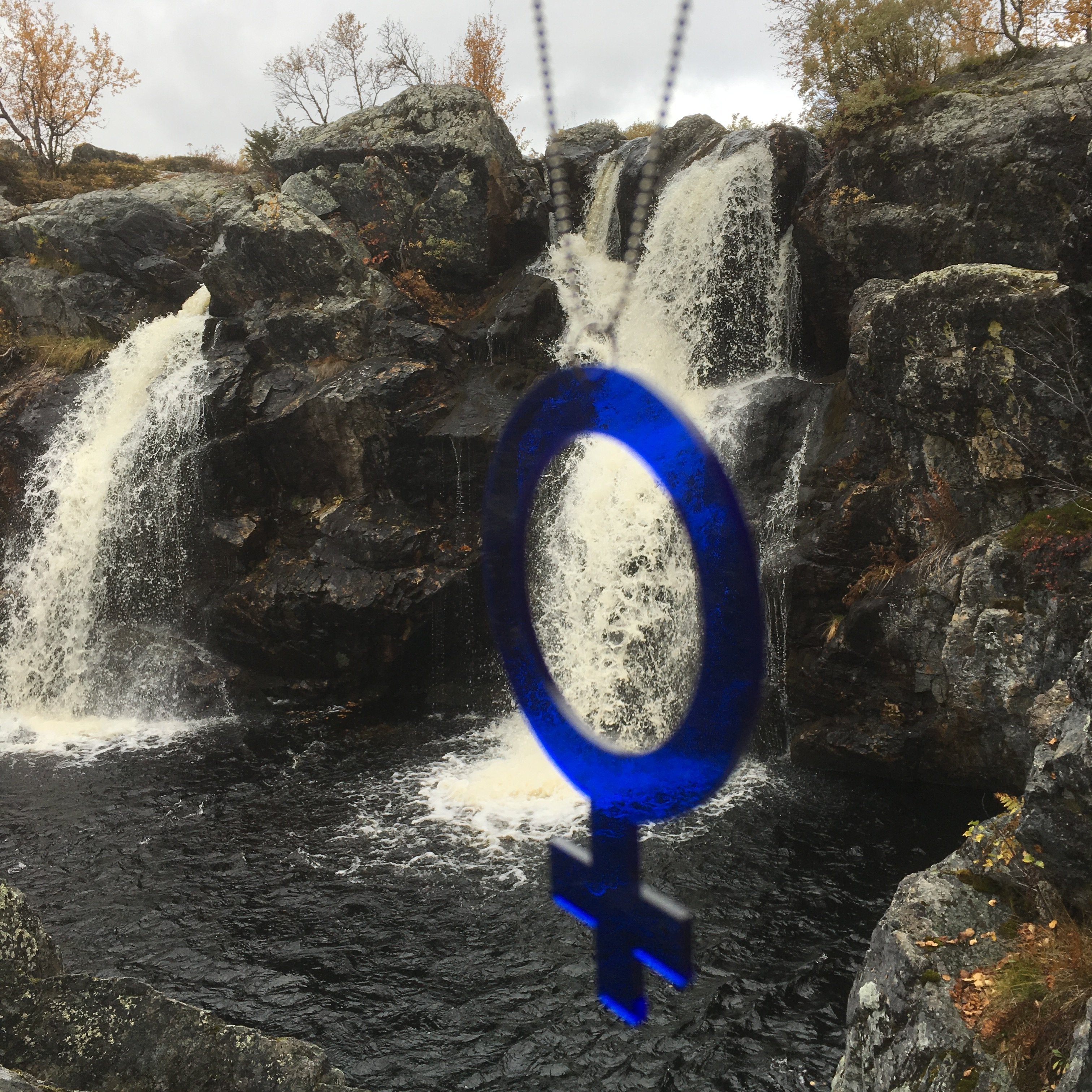 Halsband Hon (kvinnosymbol)