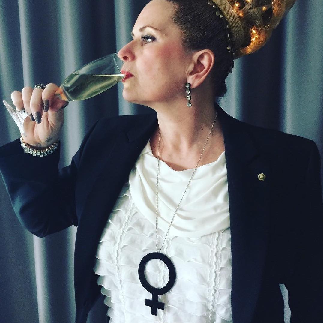 Collar Ella Grande (símbolo de Venus)